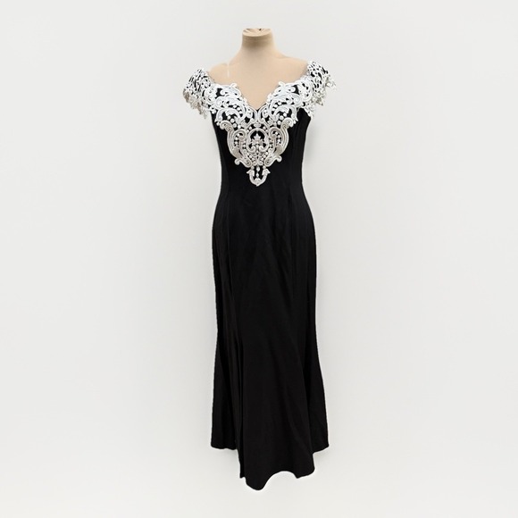 Scott McClintock Dresses & Skirts - Vintage Scott McClintock Black‎ Maxi Dress 12 White Lace Whimsigoth Renaissance